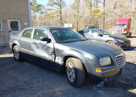 2007 Chrysler 300 Touring from USA, damaged, VIN 2C3KA53G97H724064